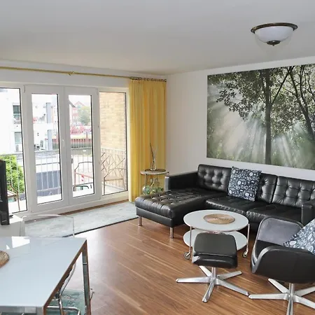 Marina Hafenblick 32/1 דירה קושהאבן