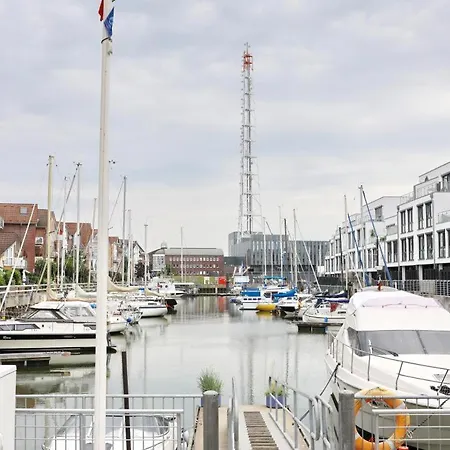 Marina Hafenblick 32/1 *