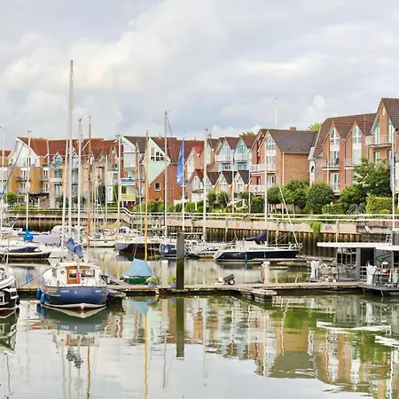 Marina Hafenblick 32/1 דירה *